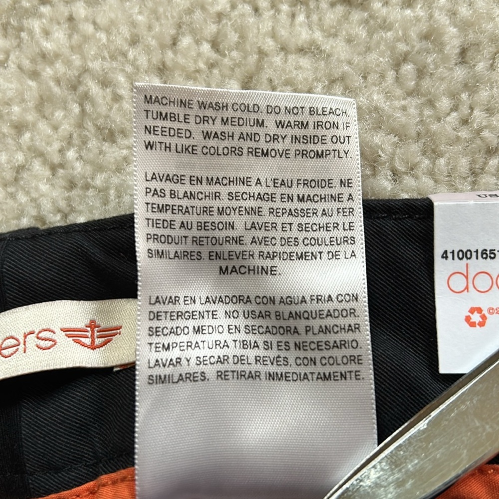 NWT Dockers Womens Metro Bermuda Shorts Sz 6 - Picture 9 of 13